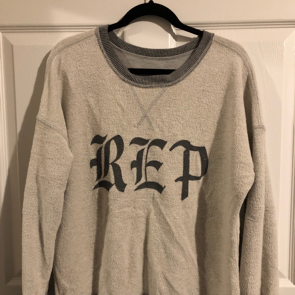 New Taylor Swift “Reputation” Reversible Crew Neck